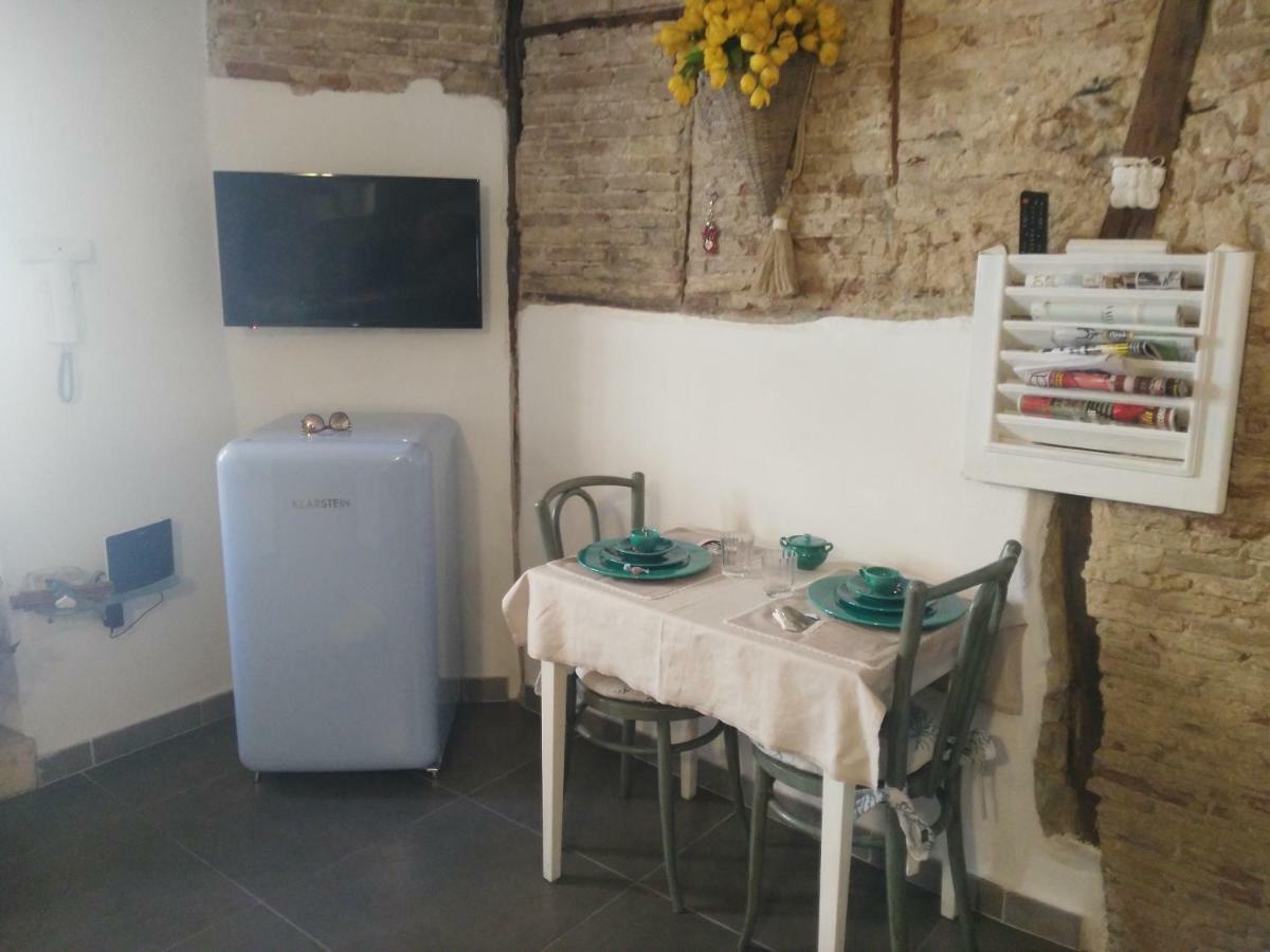 Cozy Loft In The Heart Of Cagliari Villa Exterior photo